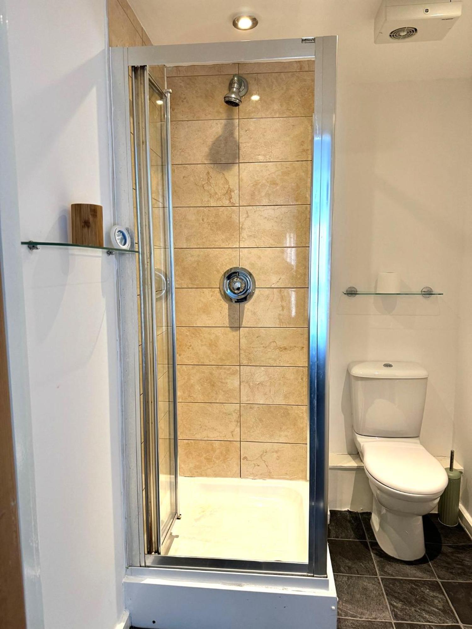 מנצ'סטר 2 Bed Ensuite With Balcony And Free Onsite Secure Parking מראה חיצוני תמונה